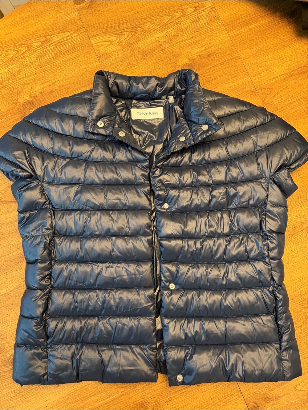 Calvin Klein Women's Dark Blue Short-Sleeve Quilted Puffer Vest
